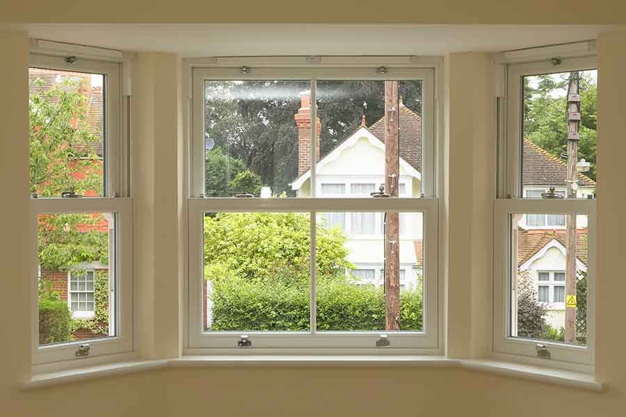 wood effect upvc sash windows 2