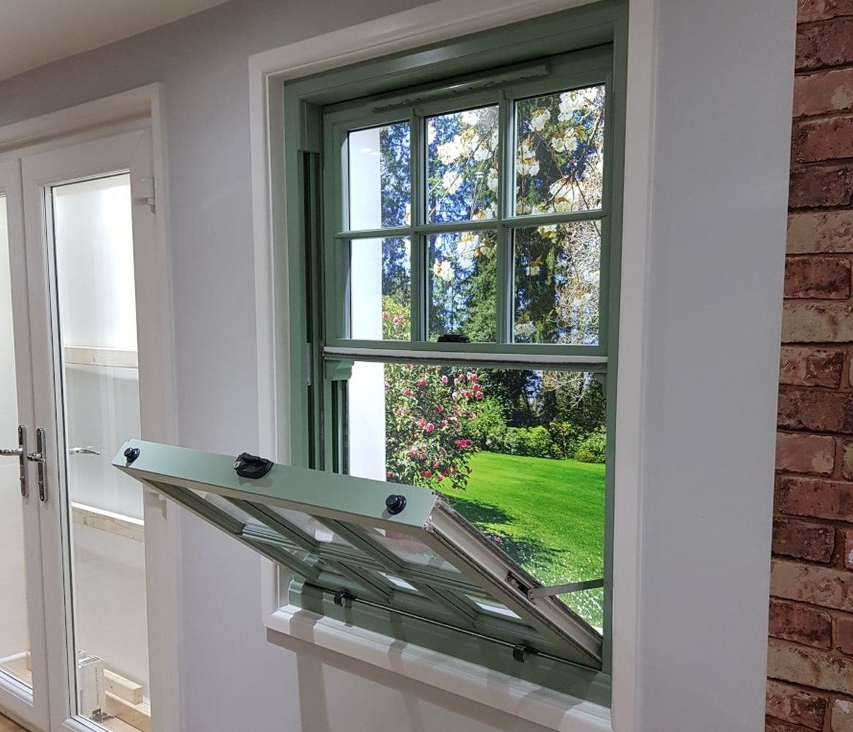 wood effect upvc sash windows 3